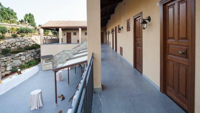 Agriturismo Case Varisco Villa Ventimiglia di Sicilia ภายนอก รูปภาพ